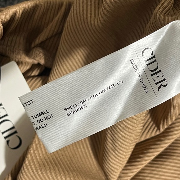 CIDER Ribbed Wide Leg Palazzo Pants Beige Size 1XL Elastic Waist - Picture 5 of 10